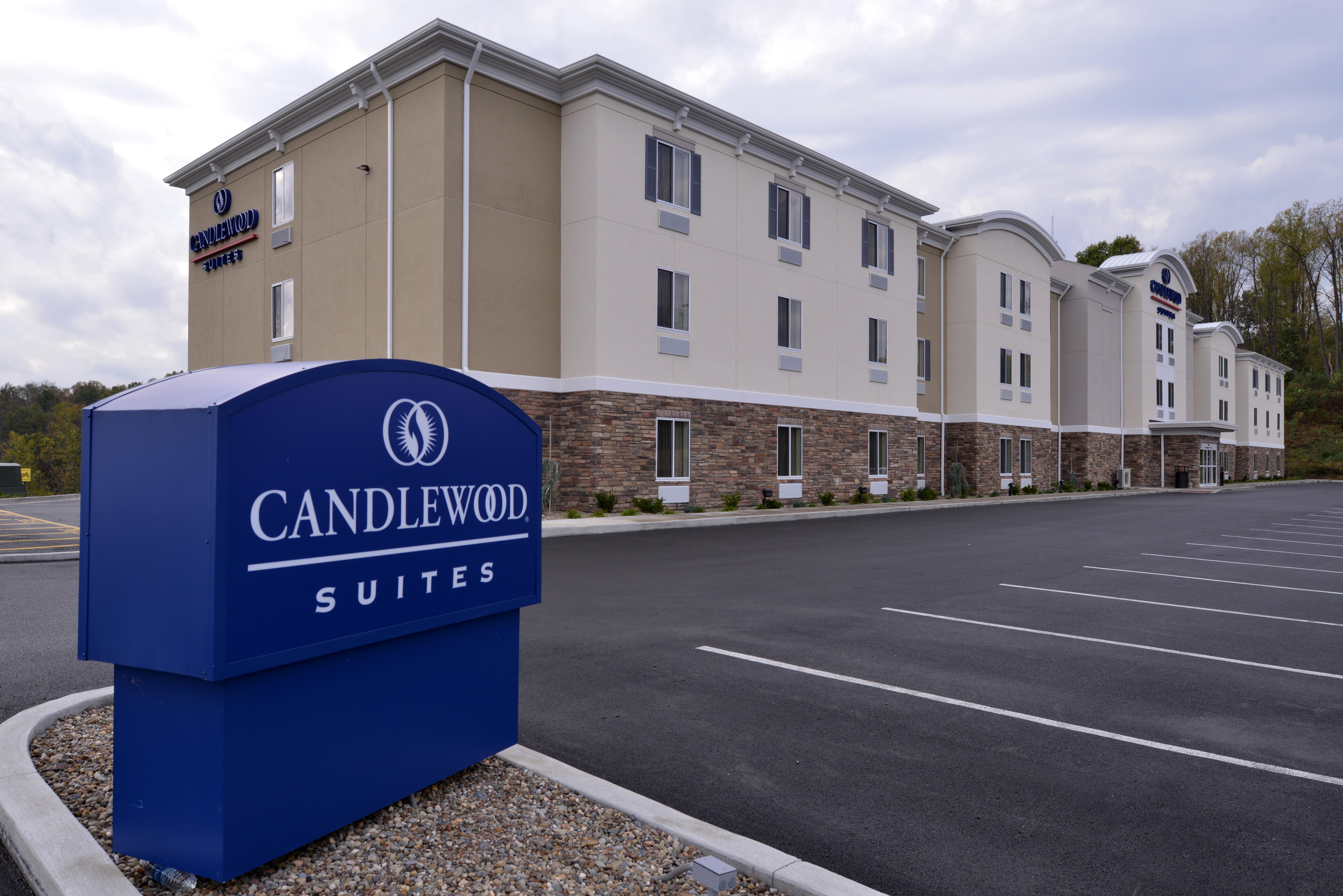 Candlewood Suites Morgantown-Univ West Virginia By Ihg Westover Eksteriør billede